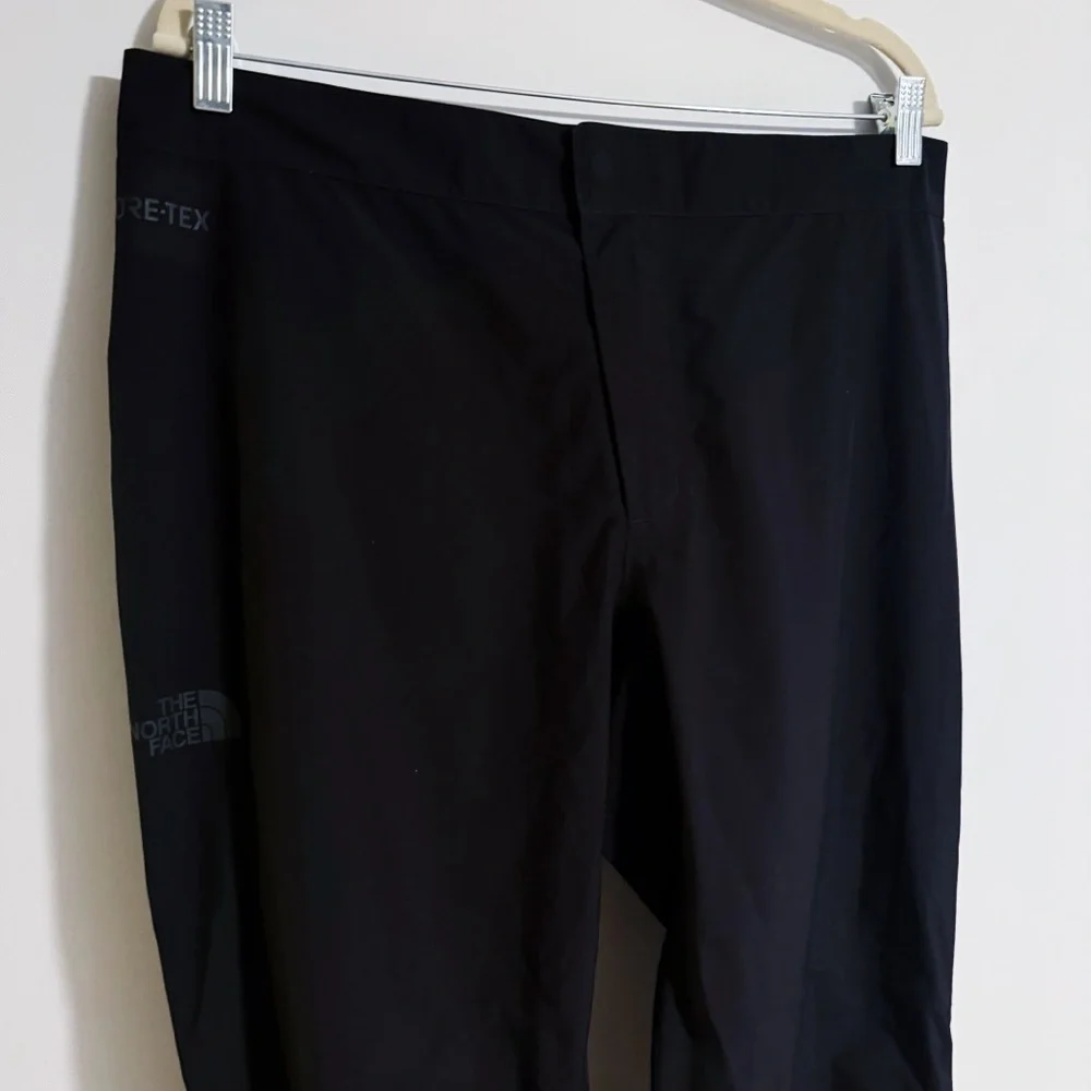 The North Face - Black Gore-Tex Waterproof Pants